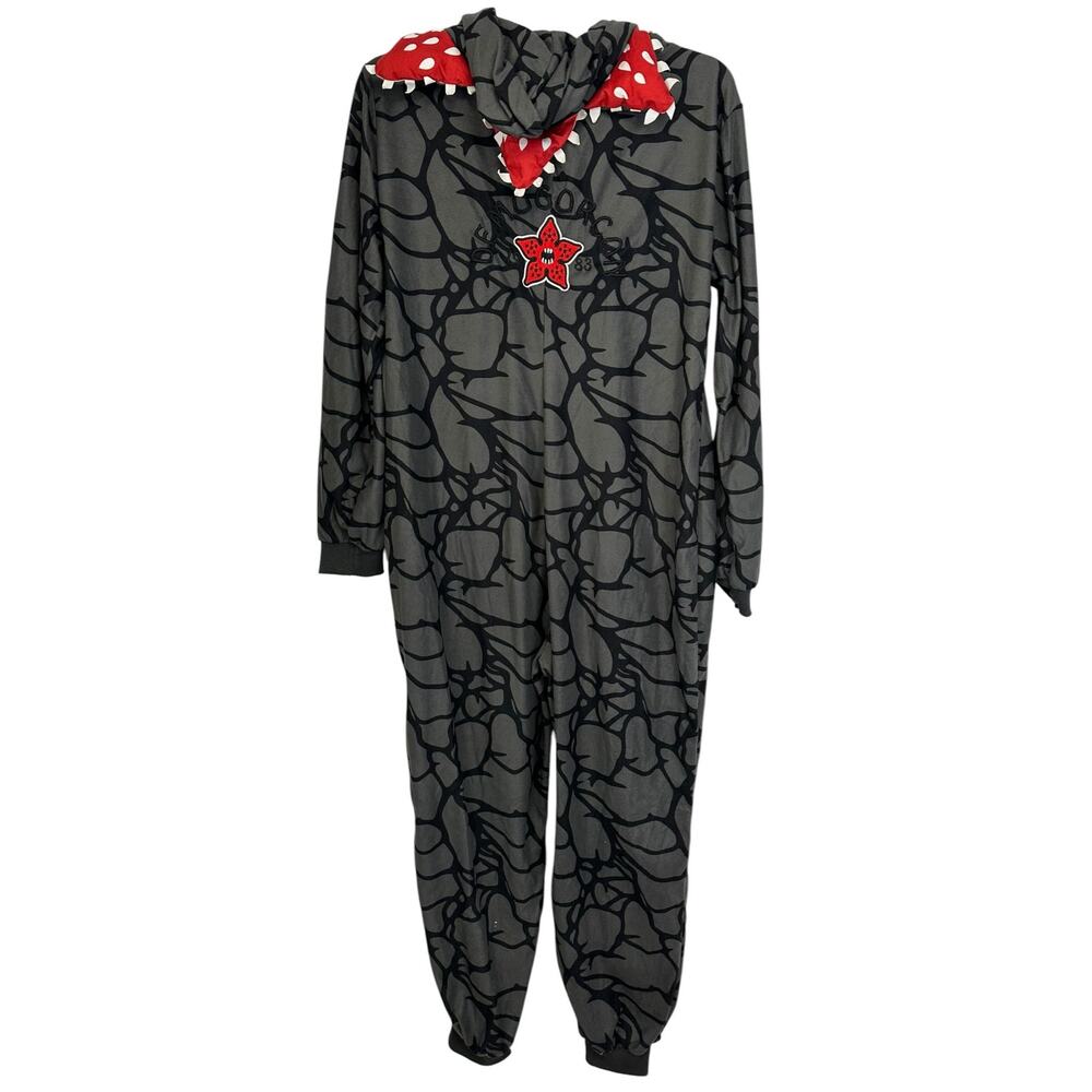 Stranger Things Demogorgon Pajama Cosplay Costume Jumpsuit Adult Size L - Picture 8 of 10